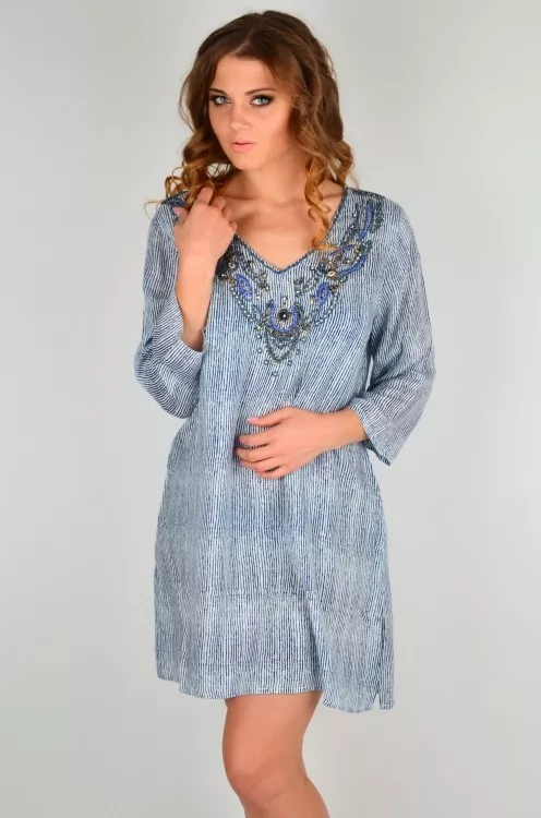 Пляжное платье с рукавами и вышивкой Iconique...